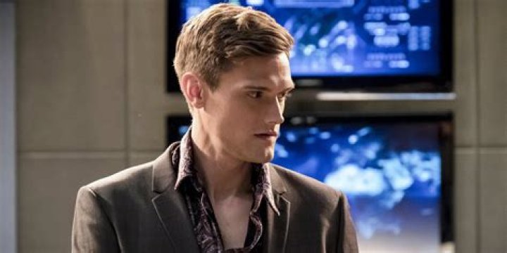'The Flash' Clarifies the Status of The Trickster in 