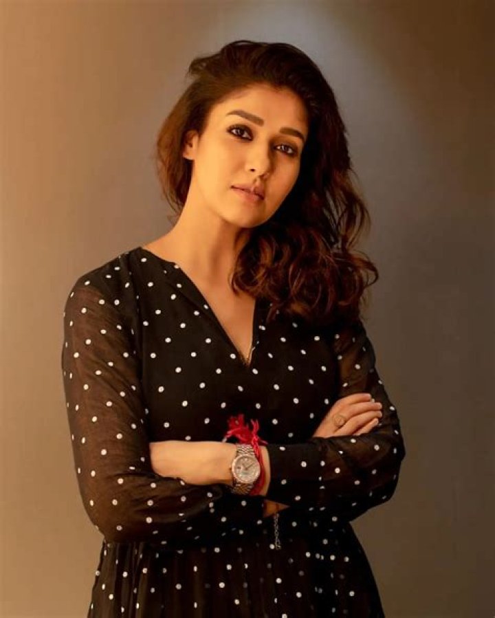 ACTRESS PHOTO GALLERIES nayanthara