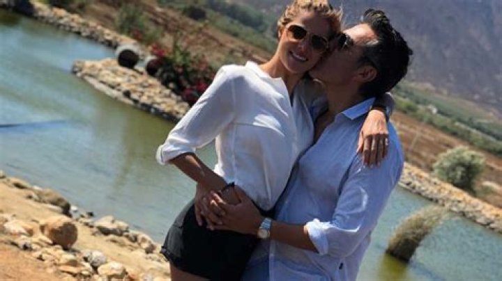 Adri&aacute;n Uribe Novia del actor presume su pancita de embarazo &iexcl;Qu&eacute;
