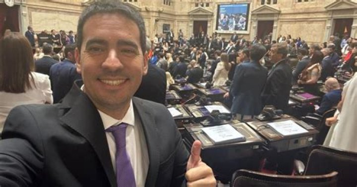 Adri&aacute;n Uribe record&oacute; cuando estuvo al borde de la muerte el comediante