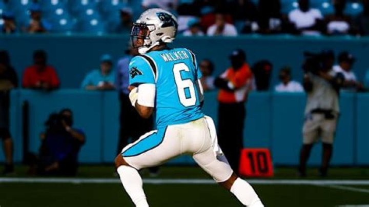 Bears Agree to Deal With Former Panthers QB PJ Walker