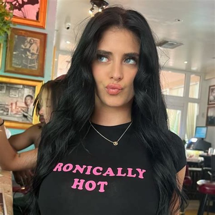 Camillia Araujo: The Rising Star In The Entertainment Industry