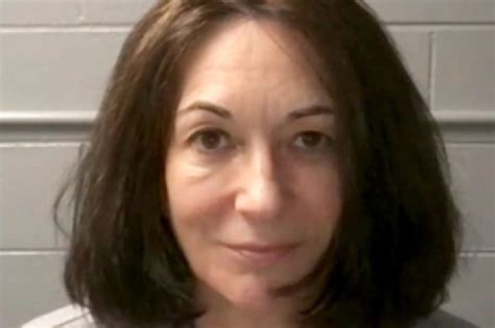 Colona woman sentenced to prison for tampering with federal witness
