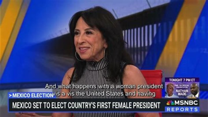 Exclusive Maria Hinojosa &rsquo;84 and Paola Ramos &rsquo;09 Analyze Latin