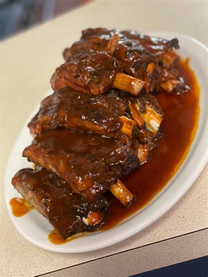 Foodie Friday: Damion’s Rib Haven