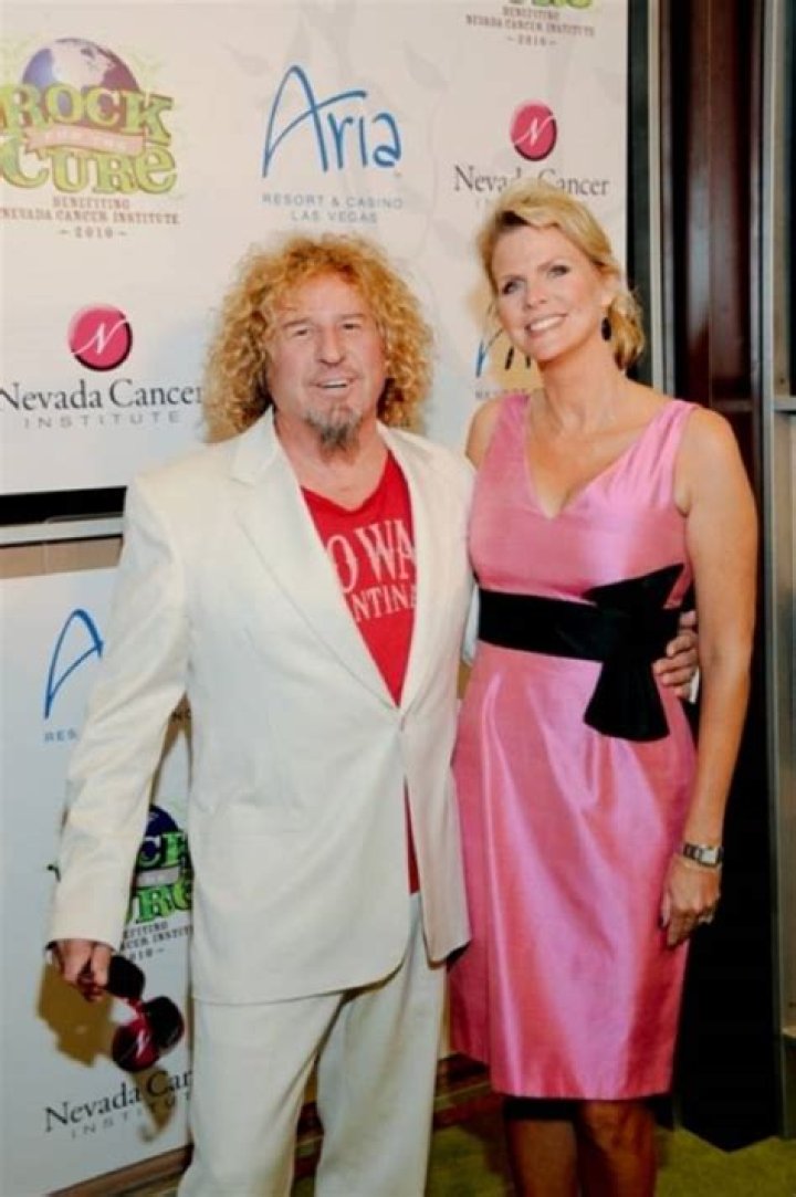 Haute Event Nevada Cancer Institute's Rock for the Cure with Eva
