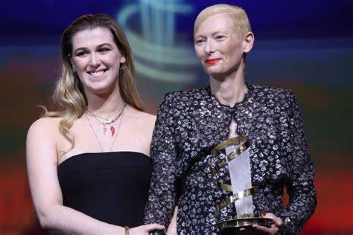 Honor swinton byrne kumequi
