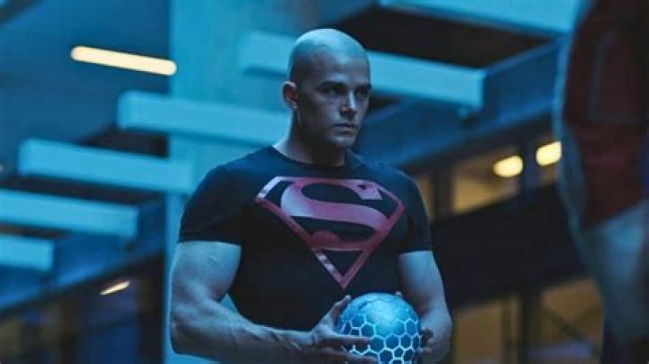 How Joshua Orpin Got Ripped To Play Superboy In Titans Season 3