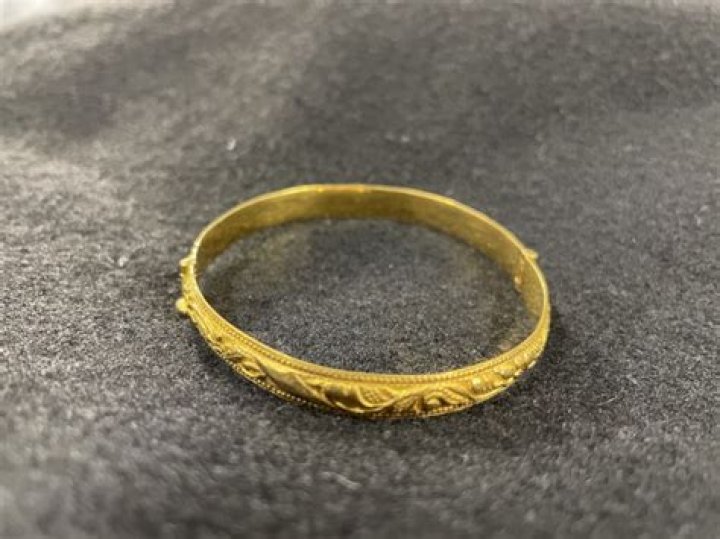 Illinois auctions unclaimed collectibles online