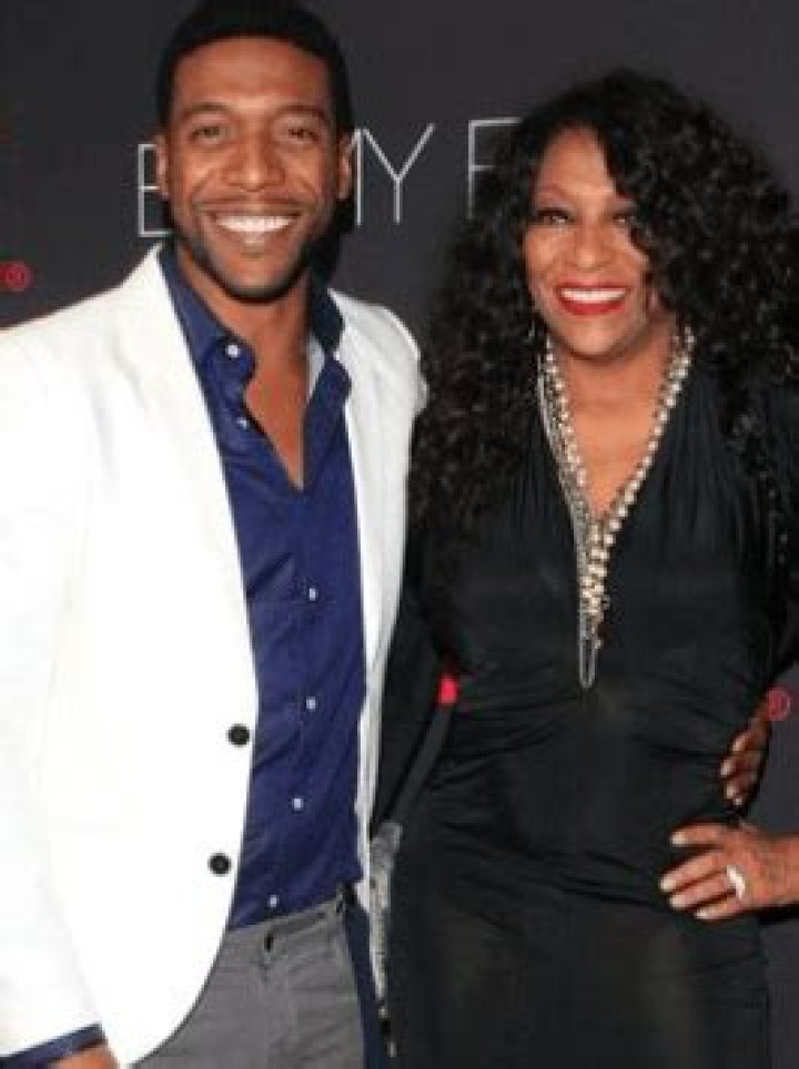 Is Jocko Sims Married to Wife? Or Dating a Girlfriend?