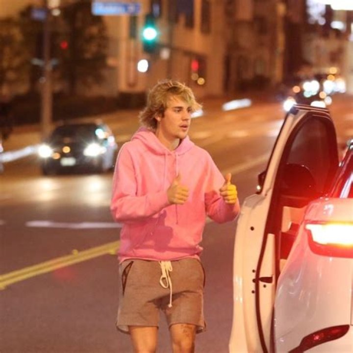 Justin Bieber Car Accident Scene Photo 1