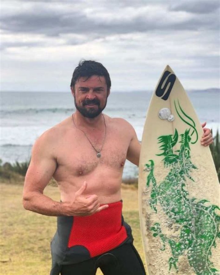 Karl Urban Net Worth 2024 Age, Assets, Wife and Cars