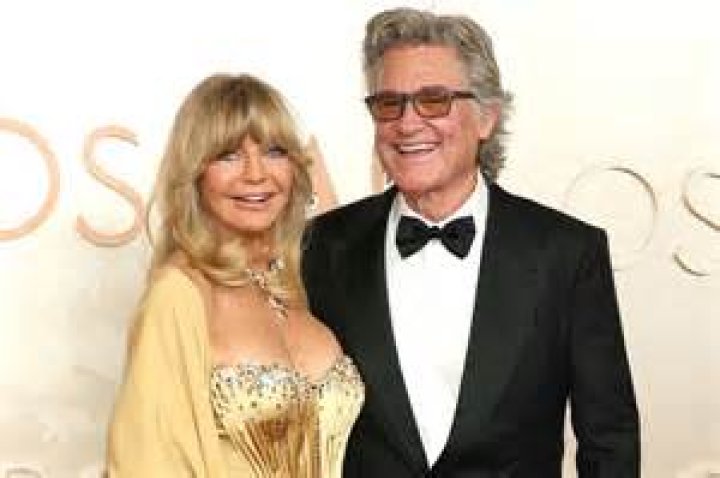 Kurt Russell and Goldie Hawn spotted in Greece again enjoying their