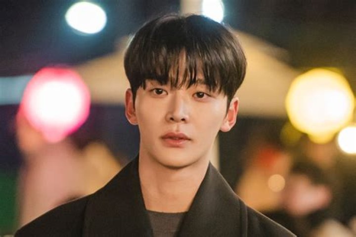 Lee Yool (이율, Korean actor, musical actor/ress) HanCinema The