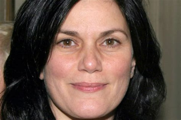 Linda Fiorentino Known people famous people news and biographies