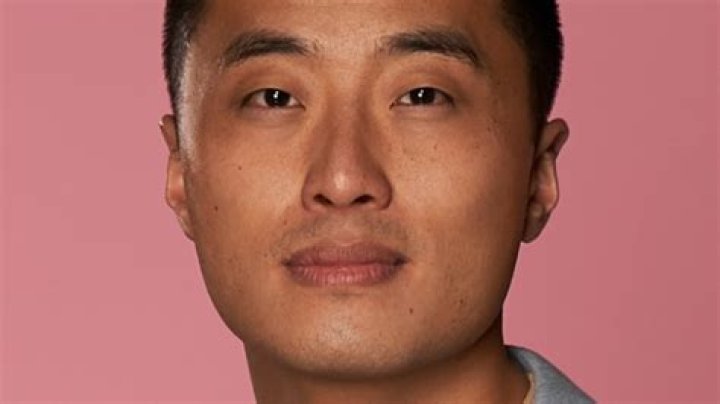Love Is Blind Season 3 Has Fans Laughing About Andrew's Eye Drops
