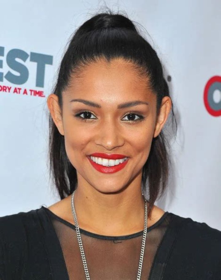 Miranda Rae Mayo Bio, Age, Height, Weight, leaving Chicago fire
