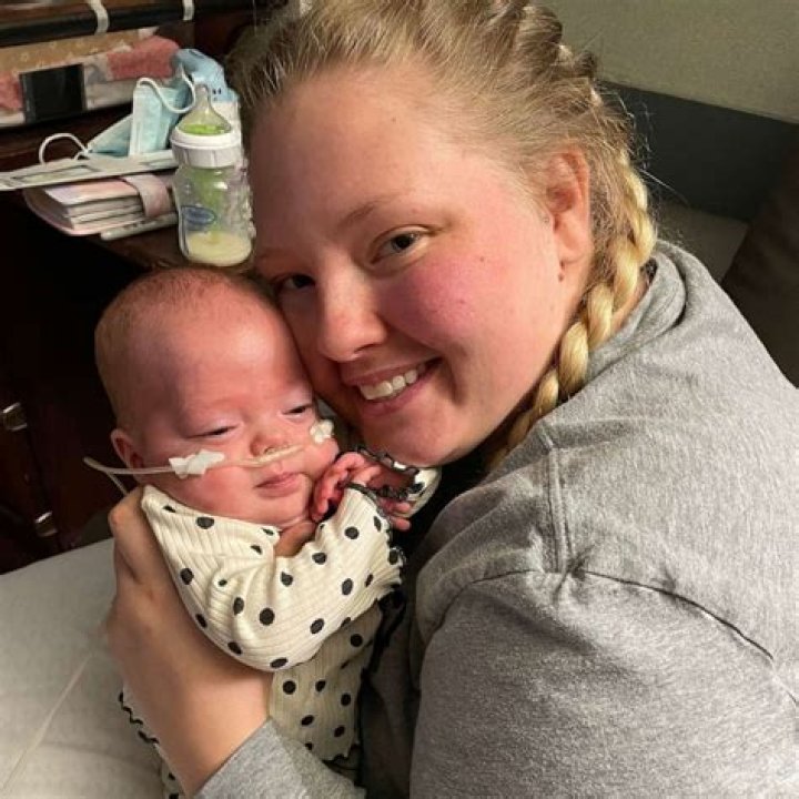 Mom Born With Double Uterus Delivers Hospital's Youngest, 51 OFF
