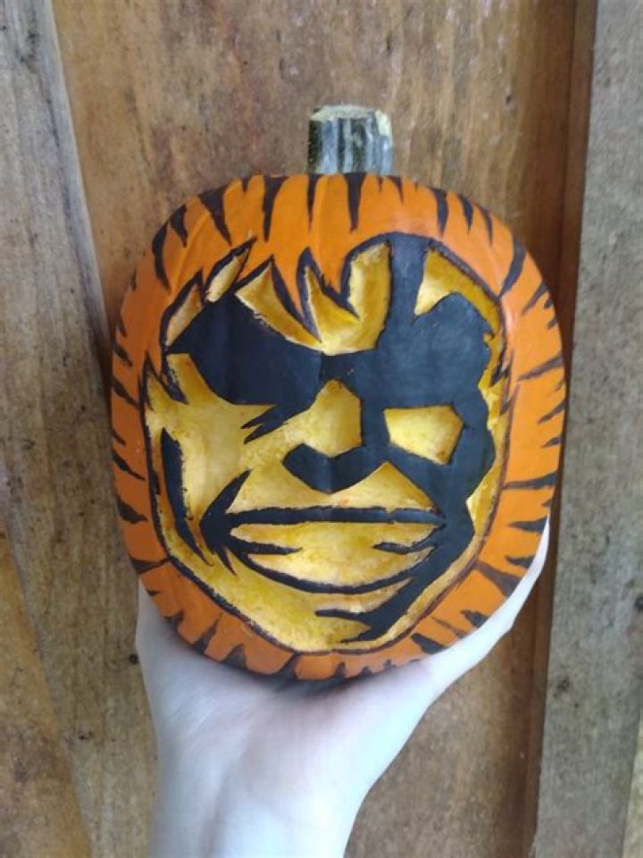 My Hero Academia Fan Carves Kirishima The Best Possible Halloween Pumpkin