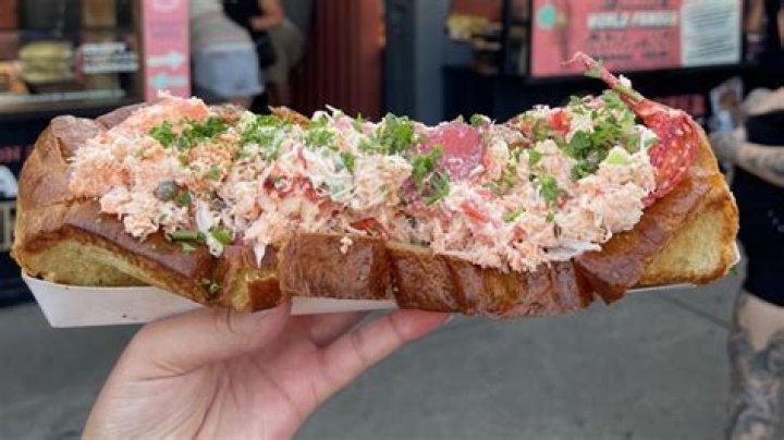 One more chance to eat Iowa State Fair lobster roll