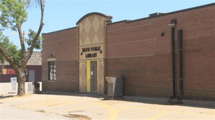 Silvis Public Library is getting a makeover