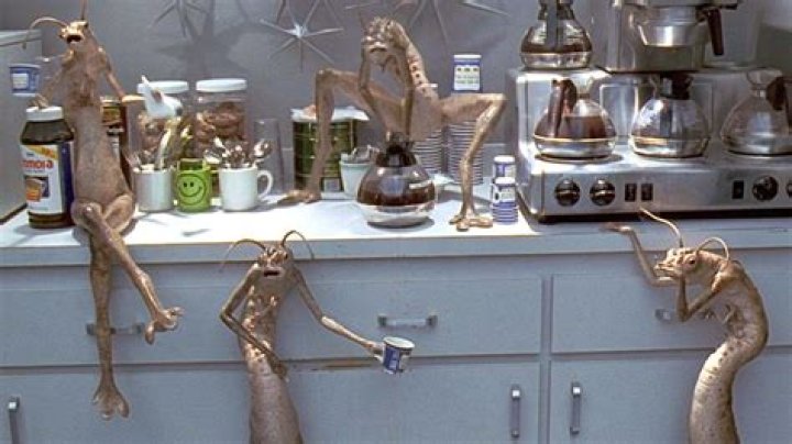The Subtle Star Wars Reference You Never Noticed In Men In Black