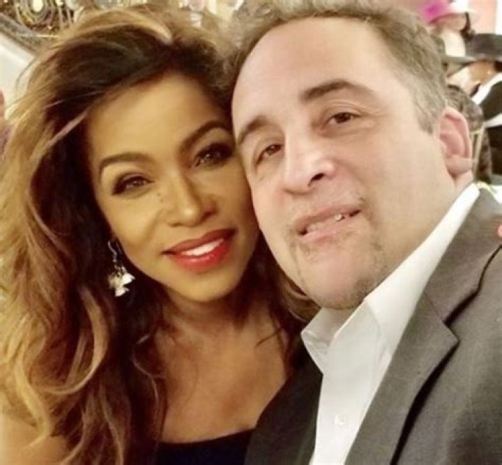 Toni Yates Age, Relationship, Net Worth, Married, Height, Divorce