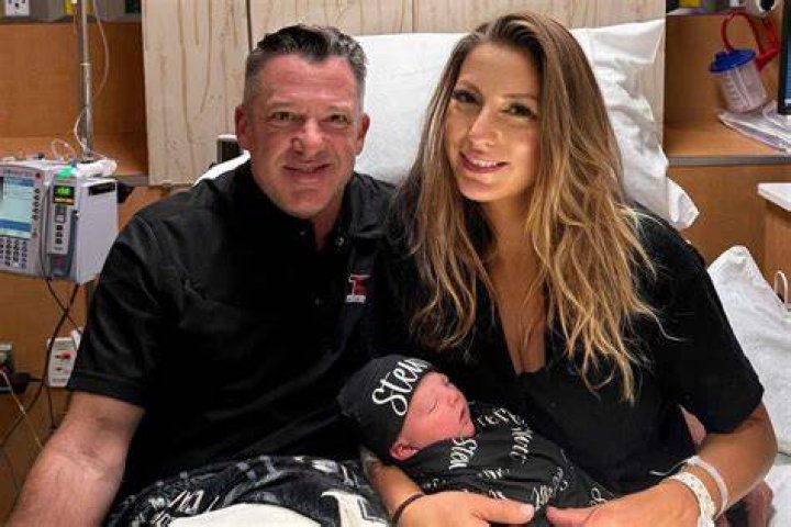 Tony Stewart First Wife How many wives did Tony Stewart have? ABTC