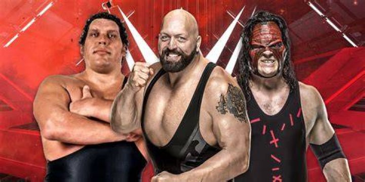 Top Hot WWE Wrestlers You Need To Know About