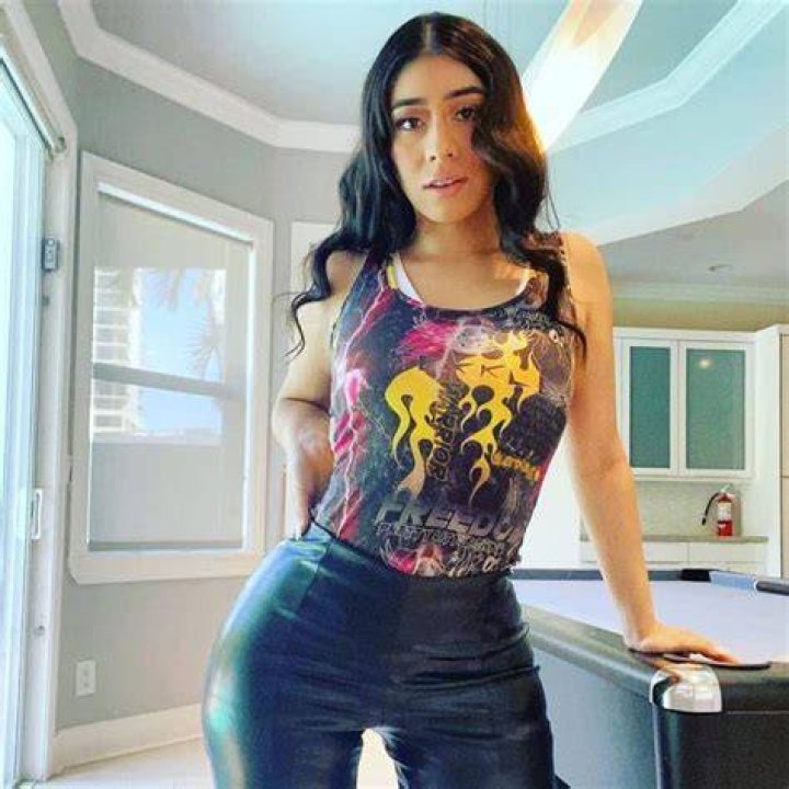 Violet Myers Most Beautiful Photos Of Violet Myers Trendy Cow In 9024