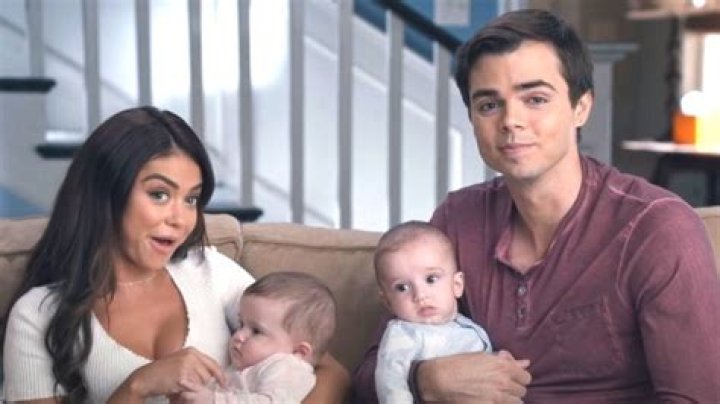 What Happened To Sarah Hyland After Modern Family?