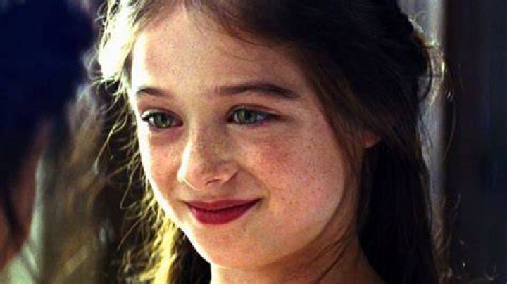 What Young Snow White From Snow White And The Huntsman Looks Like Today