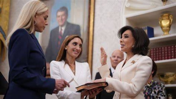 Who Is Judge Jeanine Pirro Married To? A Comprehensive Look At Her Personal Life
