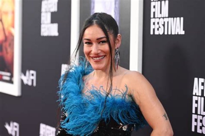 Who Plays Angela Blue Thunder On Yellowstone?