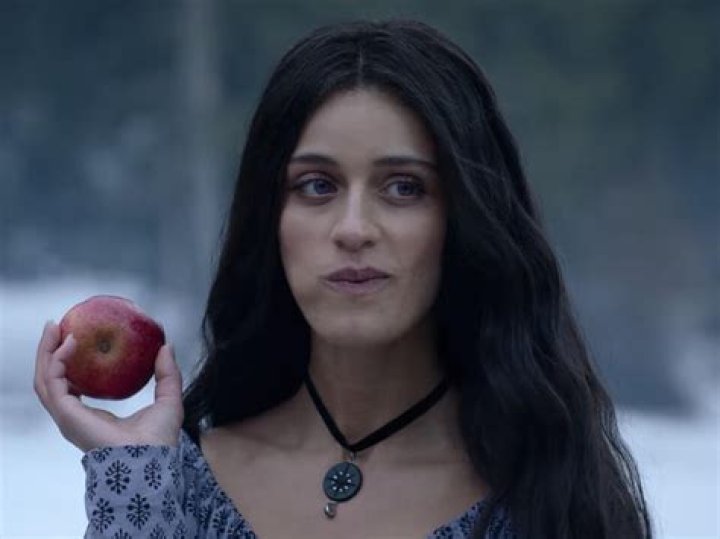 Who Plays Yennefer And Why Is The Character Different In Season 3?