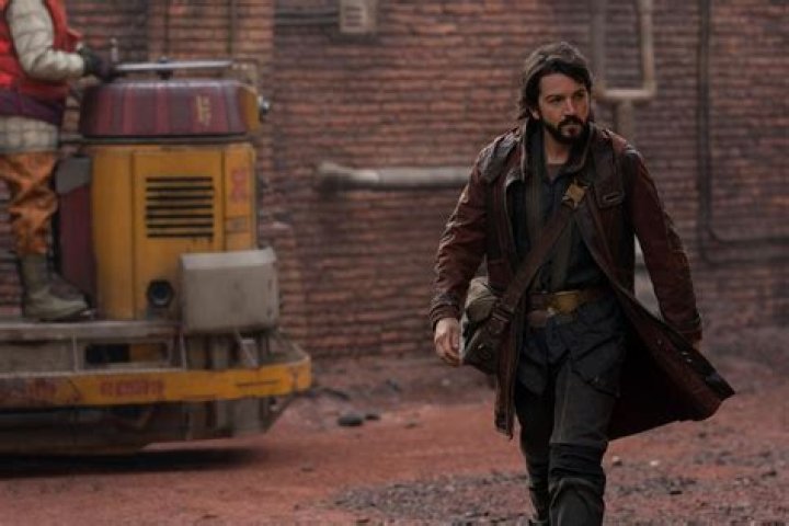 Why Andor Creator Tony Gilroy Wasn't Eager To Introduce New Alien Characters To The Series