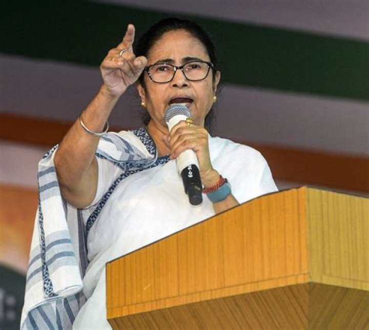 With eye on election, Mamata serves up Rs 5 a platter scheme Kolkata
